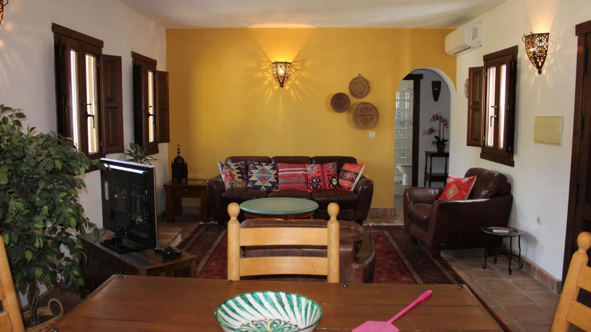 Hébergement de vacances Villa Casa Urrutia & El Granero à Cortijada Los Chorreros